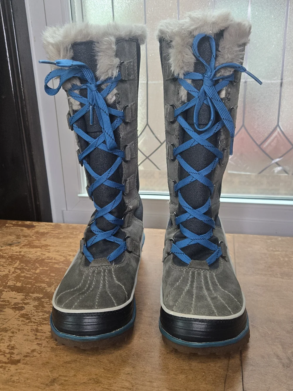 Sorel Tivoli High II Women's Winter Boots Size 7 Gray Blue Waterproof Faux Fur